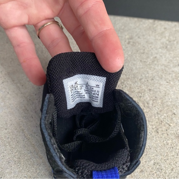 NWT Jordan True Flight Toddler Sneaker Size 4C Black and Royal Blue - Picture 12 of 16